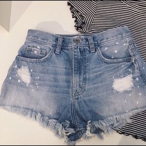 Hollister Distressed Festival Shorts